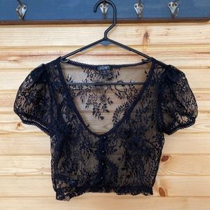 Dolls Kill black lace crop top 🦋